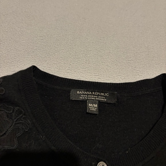 Banana Republic Cardigan Womens Medium Black Merino Wool Floral Grandma Academia - Picture 2 of 6